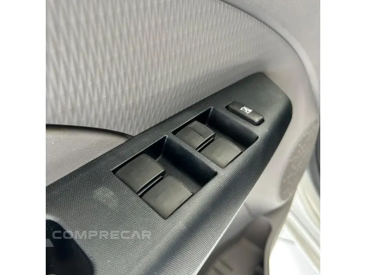 ETIOS 1.3 XS 16V FLEX 4P MANUAL