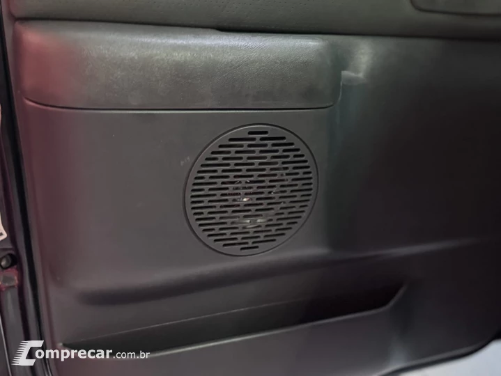 S10 2.4 MPFI Executive 4X2 CD 8V
