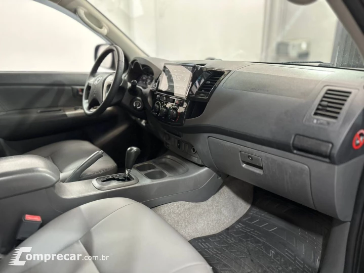 Hilux Caminhonete 2.7 16V 4P SR FLEX CABINE DUPLA AUTOMÁTICO