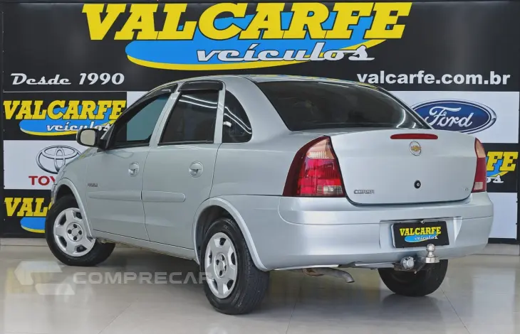 CORSA 1.4 MPFI Premium Sedan 8V