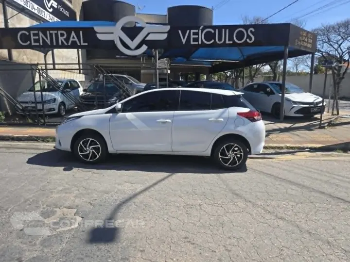YARIS 1.5 16V Sedan XLS Multidrive