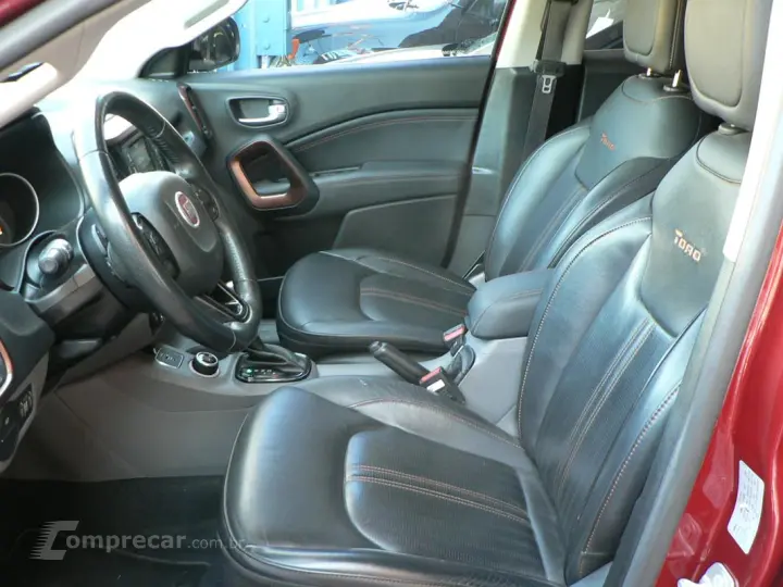 TORO 2.0 16V Turbo Volcano 4WD AT9