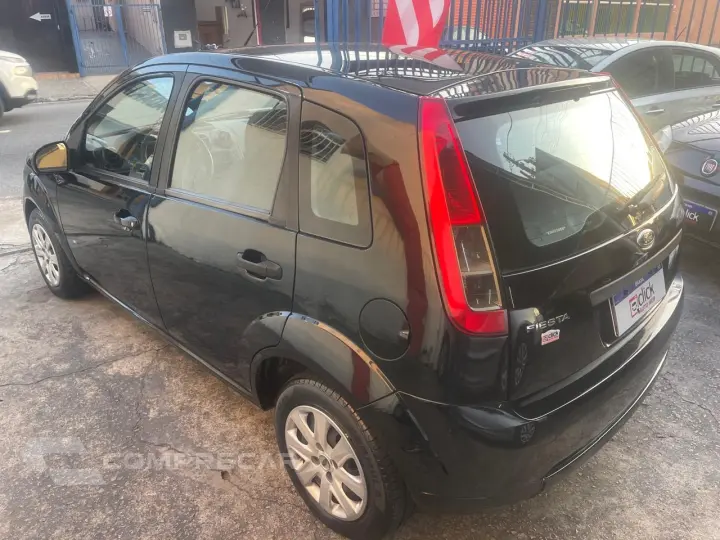 FIESTA 1.0 MPI Hatch 8V