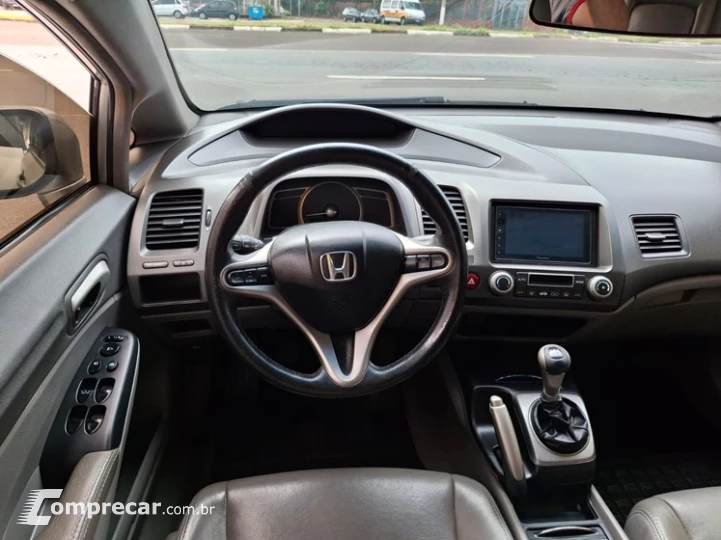 CIVIC 1.8 LXL 16V