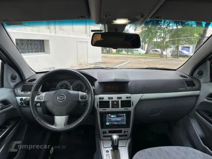 VECTRA 2.0 MPFI ELEGANCE 8V FLEX 4P AUTOMÁTICO