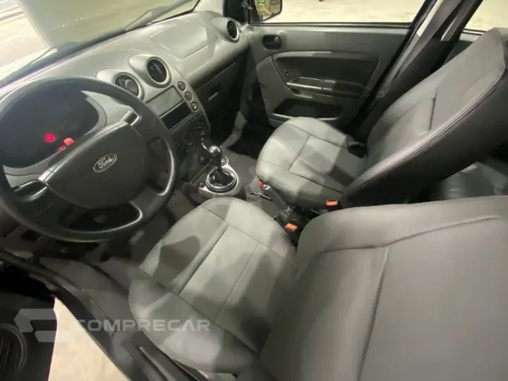 Fiesta 1.6 Mpi First Sedan 8V Flex 4P Manual