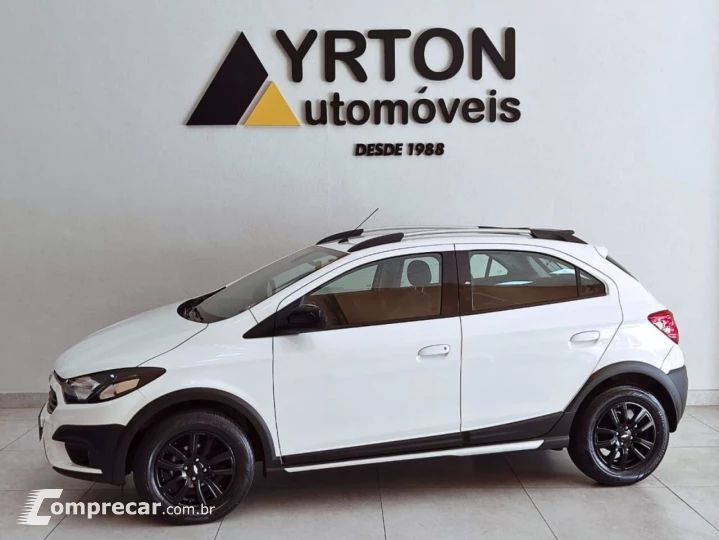 Onix Hatch 1.4 4P FLEX ACTIVE AUTOMÁTICO
