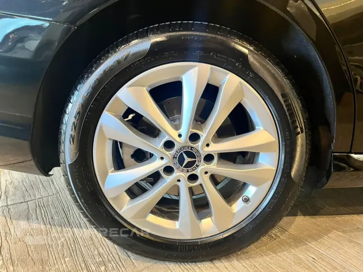 C 200 1.5 16V 4P EQ BOOST HÍBRIDO 9G-TRONIC AUTOMÁTICO