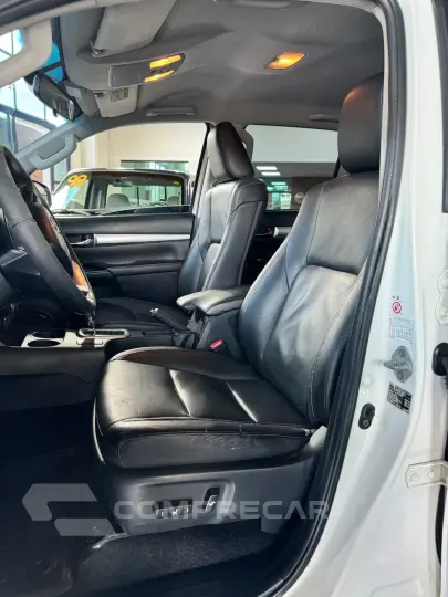 Hilux CD SRX 4x4 2.8 TDI 16V Diesel Aut.