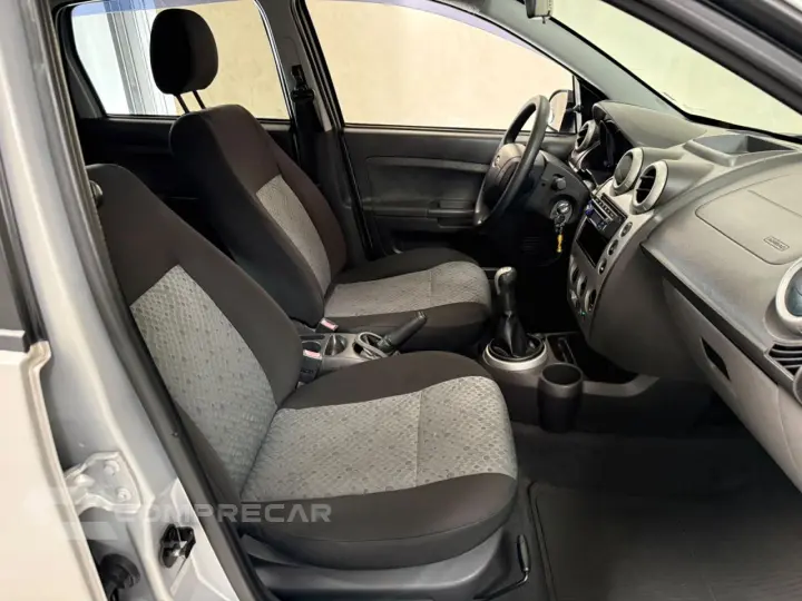 Fiesta Hatch 1.0 4P SE FLEX