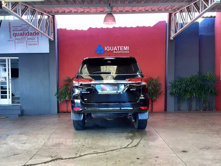 HILUX SW4 2.8 SRX 4X4 7 LUGARES 16V TURBO INTERCOOLER DIESEL