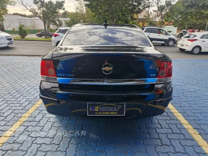VECTRA 2.0 MPFI ELEGANCE 8V FLEX 4P MANUAL