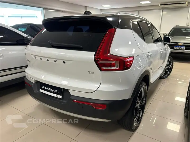 XC40 2.0 T4 GASOLINA INSCRIPTION GEARTRONIC