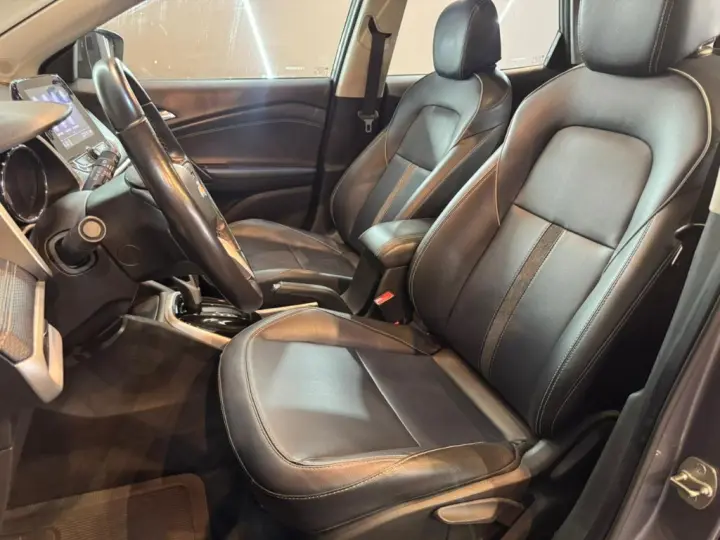 TRACKER Premier 1.2 Turbo 12V Flex Aut.