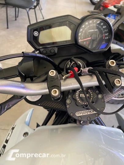 XJ6 N