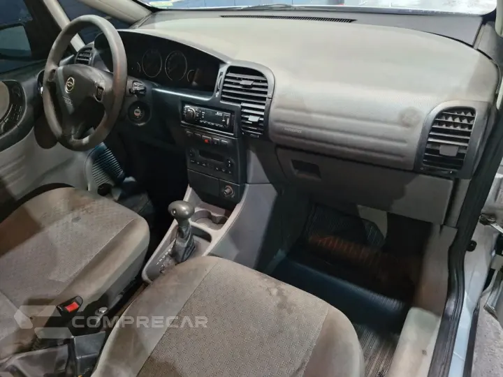 ZAFIRA 2.0 MPFI EXPRESSION 8V FLEX 4P AUTOMÁTICO