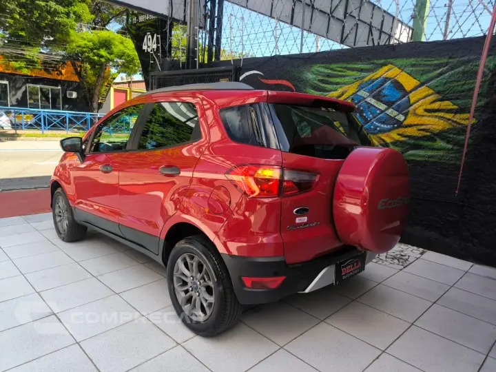 ECOSPORT 1.6 Freestyle 8V