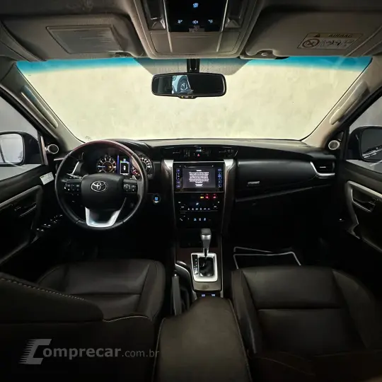 Hilux SW4 SRX 4x4 2.8 TDI 16V Dies. Aut.