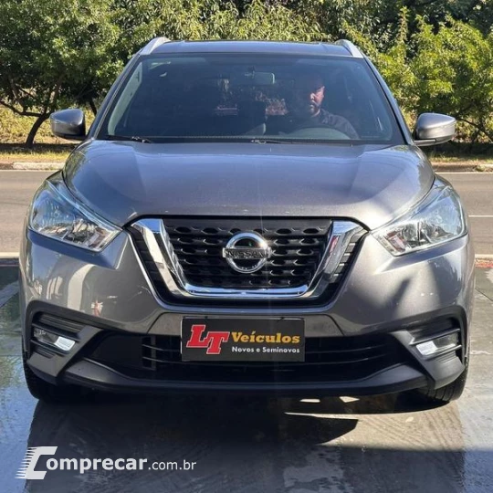 KICKS SV CVT