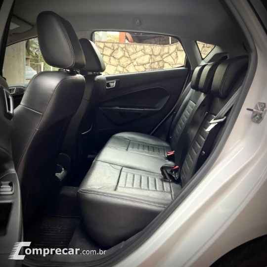 FIESTA 1.6 Titanium Hatch 16V