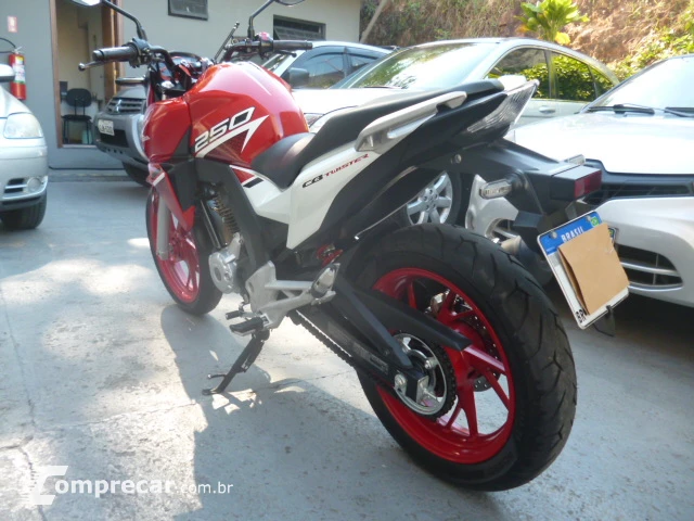 TWISTER 250