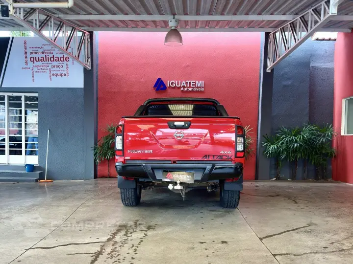 FRONTIER 2.3 16V TURBO DIESEL ATTACK CD 4X4 AUTOMÁTICO