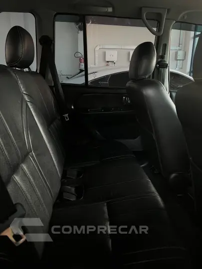 Pajero TR4 2.0/ 2.0 Flex 16V 4x4 Aut.