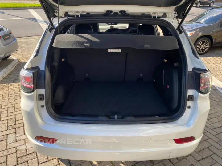 COMPASS S T270 1.3 TB 4x2 Flex Aut.