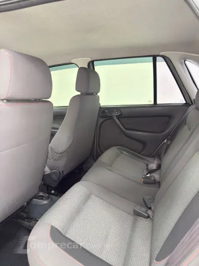 GOL 1.6 MI Power 8V G.III