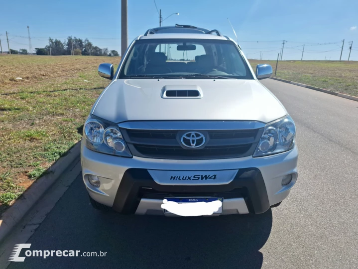 HILUX SW4 3.0 4X4 8V Turbo