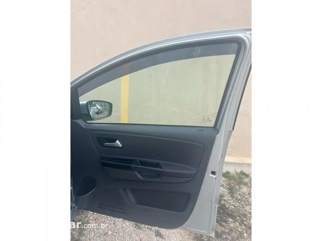 FOX - 1.6 MI PRIME 8V 4P MANUAL