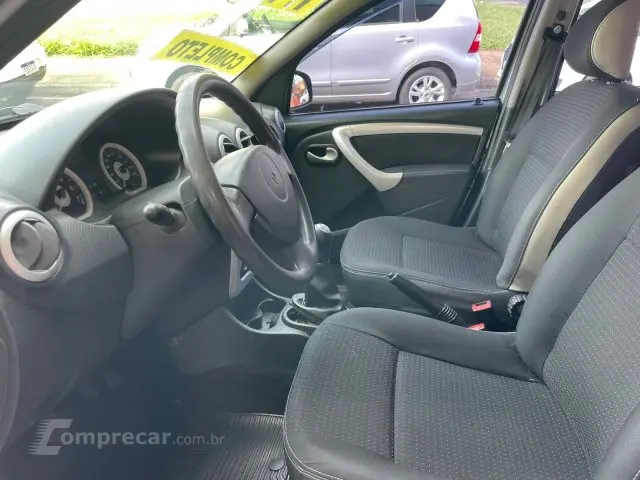SANDERO - 1.6 STEPWAY 16V 4P MANUAL
