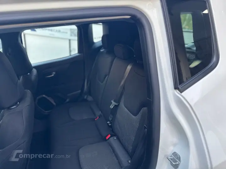 Renegade 1.8 16V Flex 4P Automático
