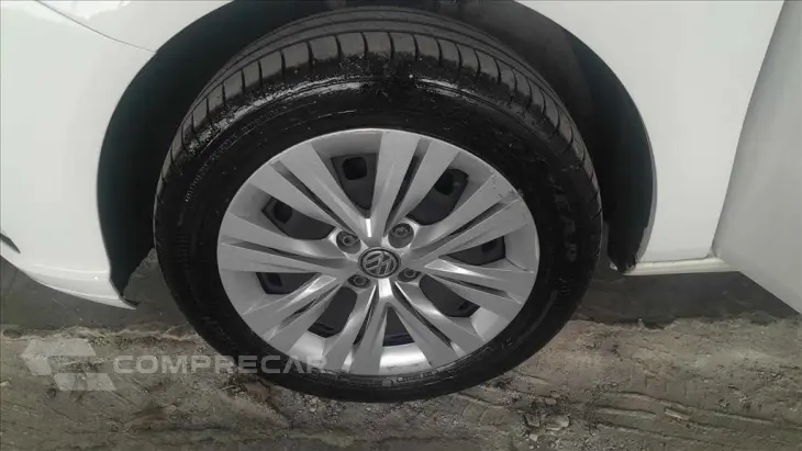 VOYAGE 1.0 12V MPI TOTALFLEX 4P MANUAL