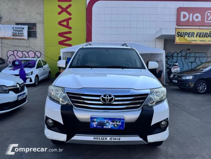 HILUX SW4 4X2SR