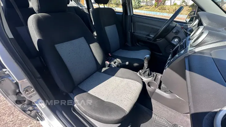FIESTA 1.6 MPI Class Sedan 8V