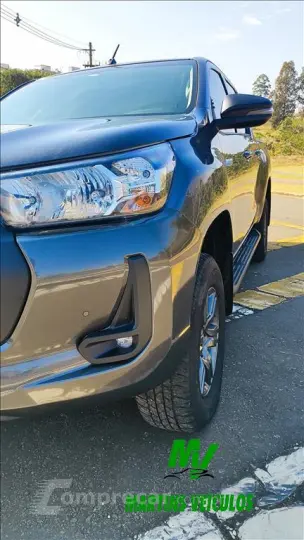 HILUX 2.8 D-4D TURBO DIESEL CD SR 4X4 AUTOMÁTICO