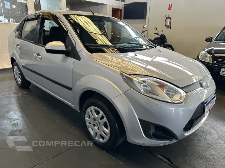 FIESTA 1.6 MPI Class Sedan 8V