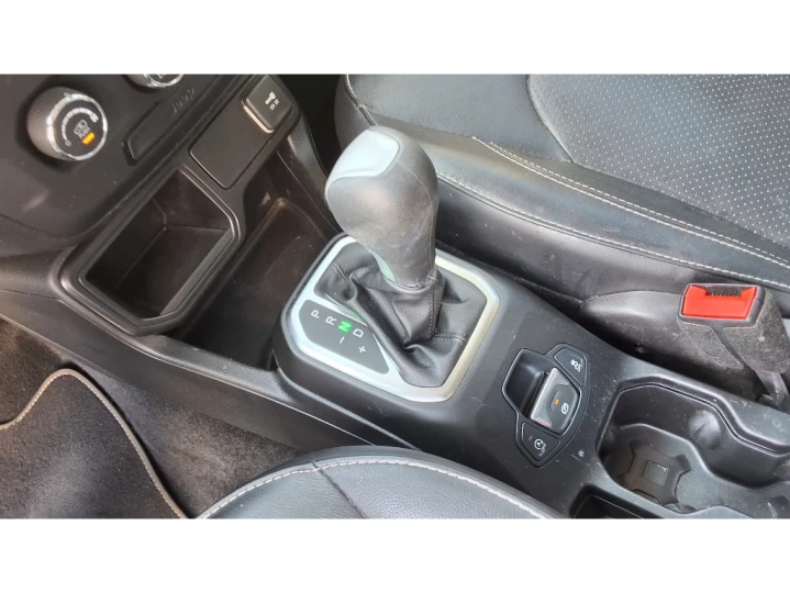 RENEGADE 1.8 16V FLEX 4P AUTOMATICO