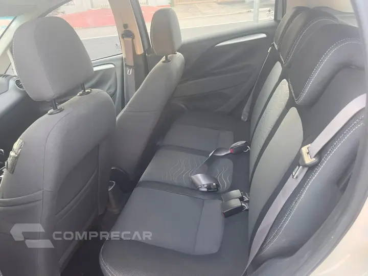 PUNTO 1.6 ESSENCE 16V FLEX 4P AUTOMATIZADO
