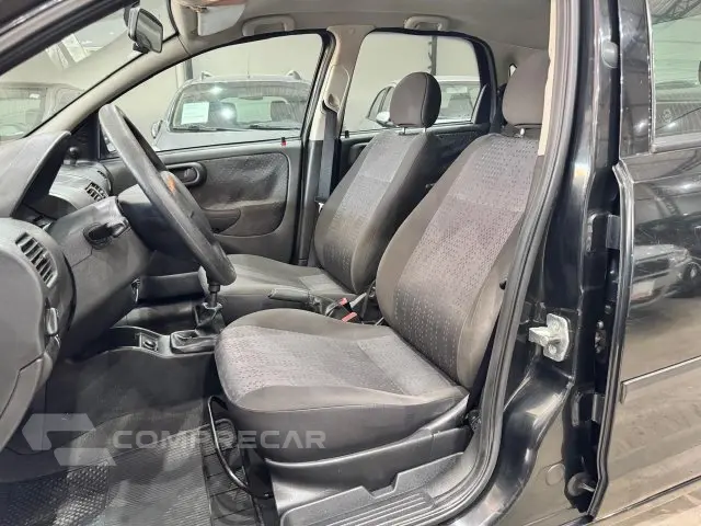 CORSA HATCH - 1.0 MPFI MAXX 8V 4P MANUAL
