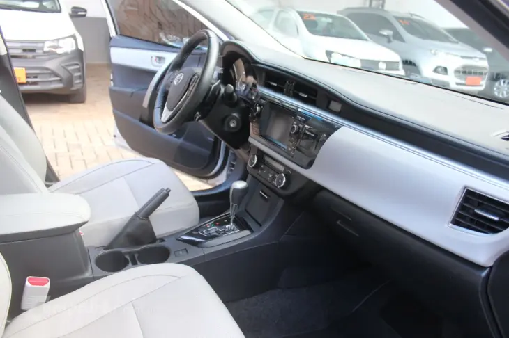 Corolla 2.0 16V 4P FLEX XEI DIRECT SHIFT AUTOMÁTICO CVT