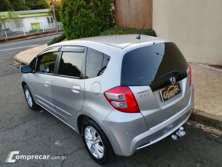 FIT 1.4 LX 16V