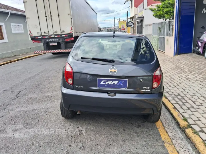 Celta 1.0 4P VHC FLEX SUPER
