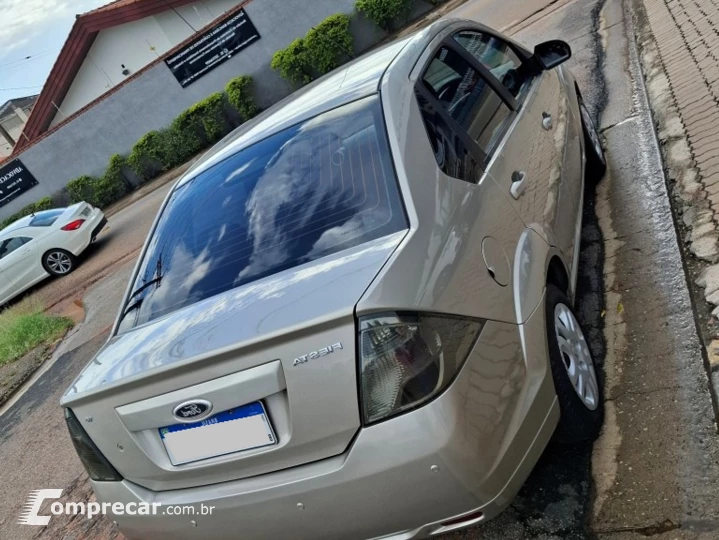 Fiesta 1.6 Mpi Sedan 8V Flex 4P Manual