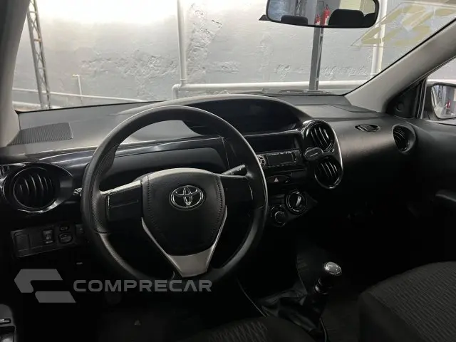 ETIOS SEDAN - 1.5 X SEDAN 16V 4P MANUAL