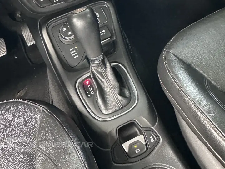 COMPASS 2.0 16V DIESEL LONGITUDE 4X4 AUTOMÁTICO