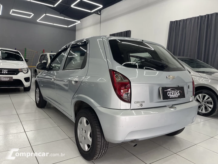 CELTA 1.0 MPFI LT 8V