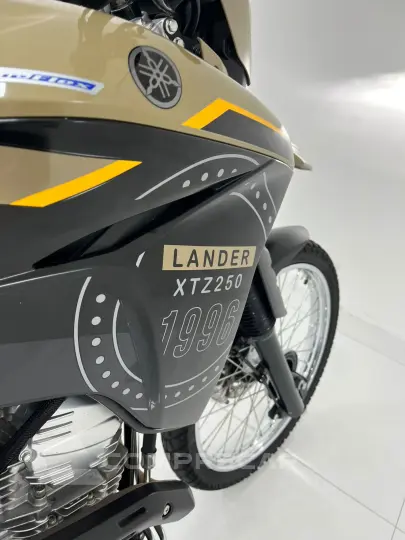 XTZ 250 LANDER