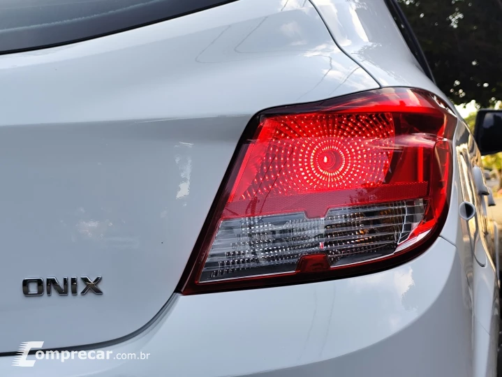 ONIX 1.0 MPFI LT 8V FLEX 4P MANUAL